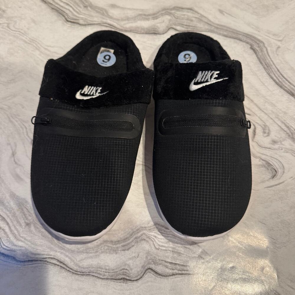 Nike Slippers
